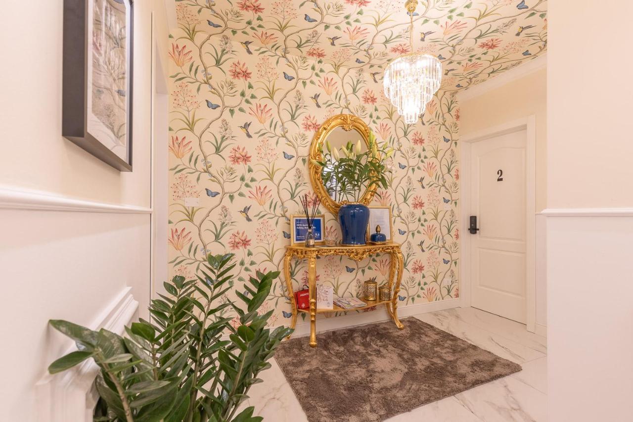 Crys: Rooms, Holiday, Business Verona Exterior photo